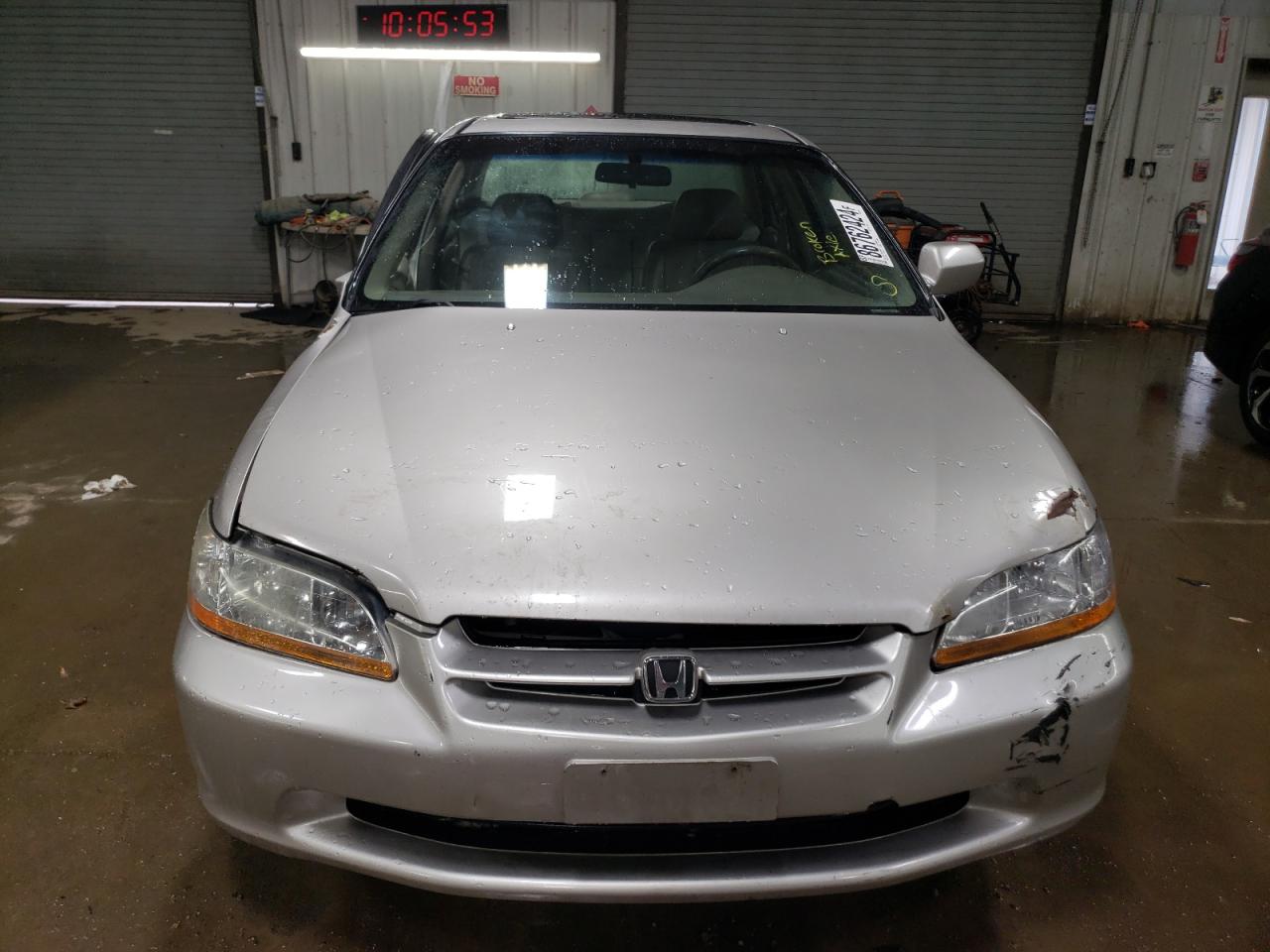 1999 Honda Accord - Image 5
