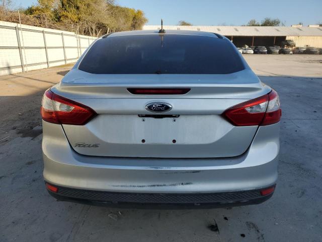 Sedans FORD FOCUS 2013 Szary