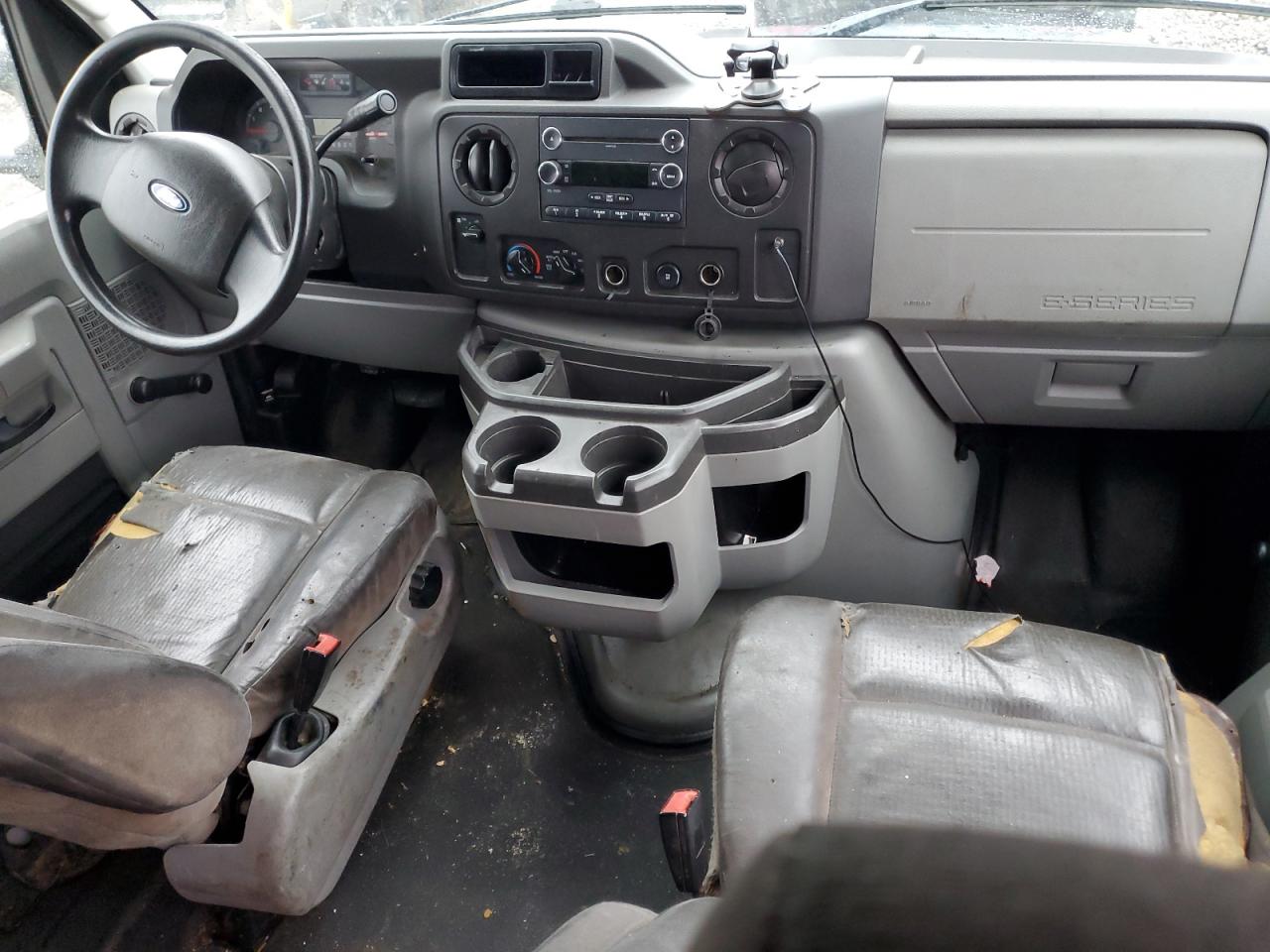 2014 Ford Econoline - Image 8