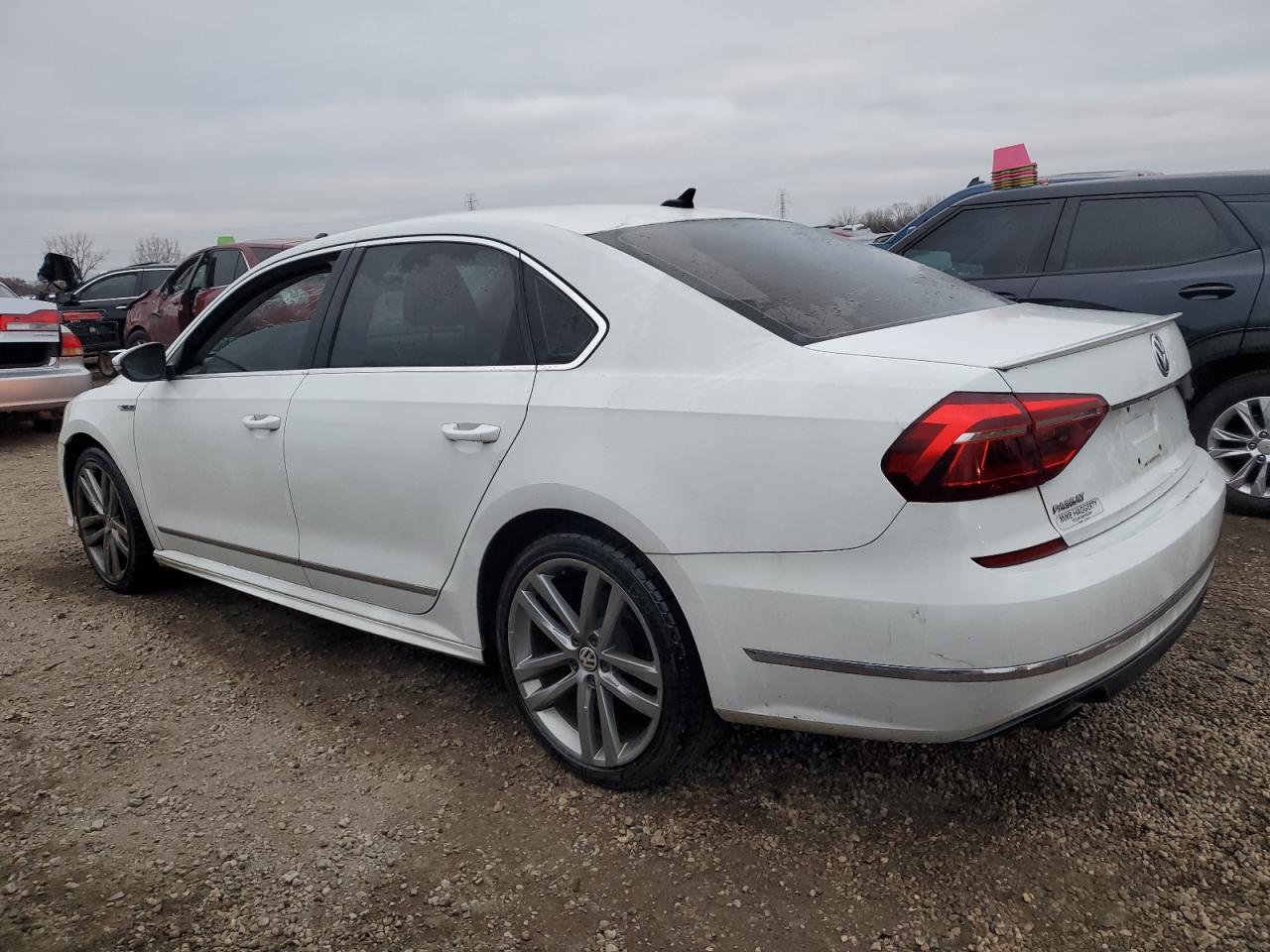 VIN 1VWDT7A31HC055591 2017 VOLKSWAGEN PASSAT no.2