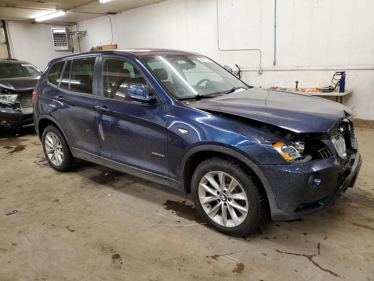 VIN 5UXWX9C56E0D18053 2014 BMW X3 no.4