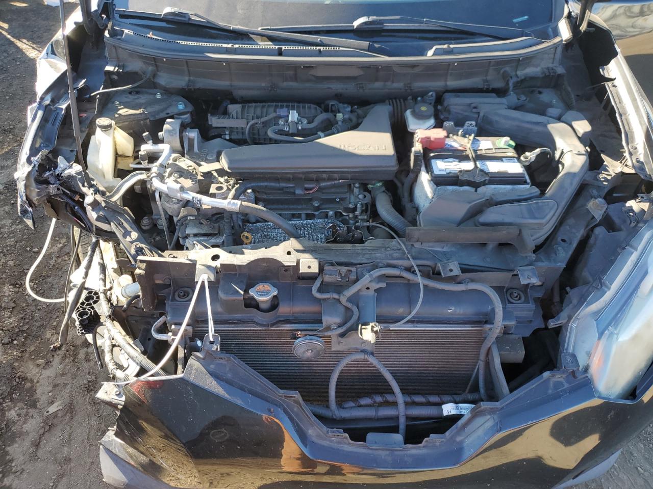 2015 Nissan Rogue - Image 12