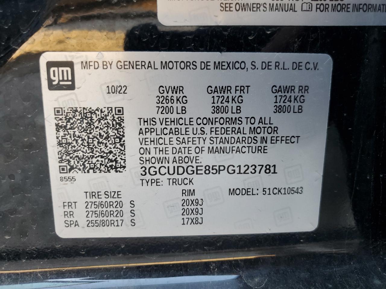 2023 Chevrolet Silverado - Image 12