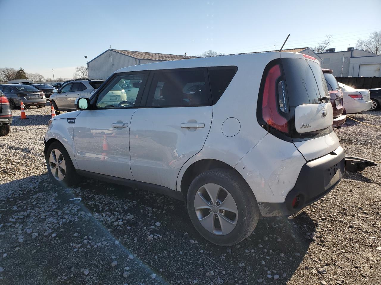 VIN KNDJN2A22G7351141 2016 KIA SOUL no.2