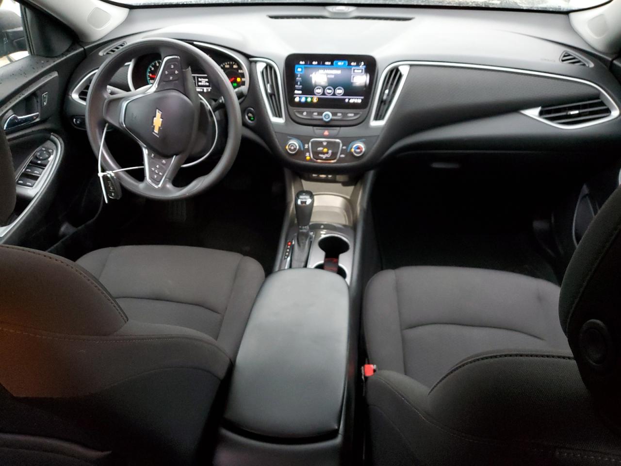 2019 Chevrolet Malibu - Image 8