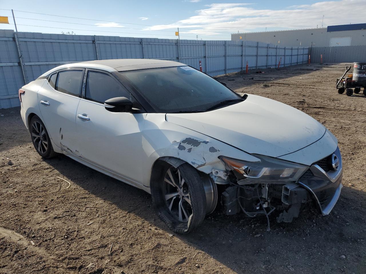 2017 Nissan Maxima - Image 4