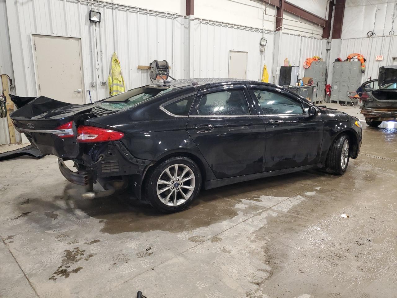 VIN 3FA6P0HD2HR364483 2017 FORD FUSION no.3