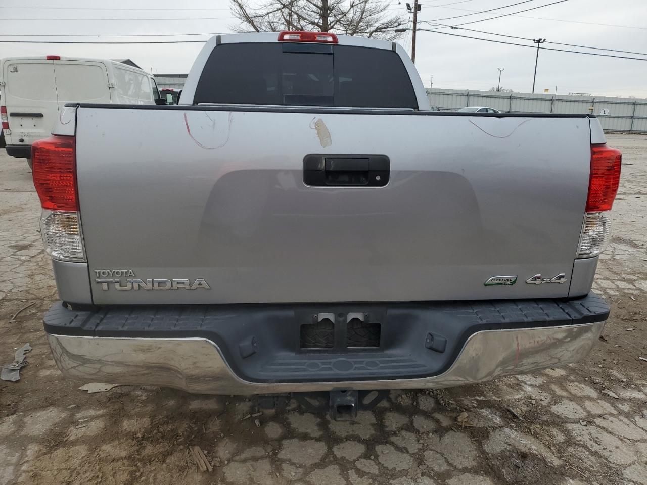 2010 Toyota Tundra - Image 6