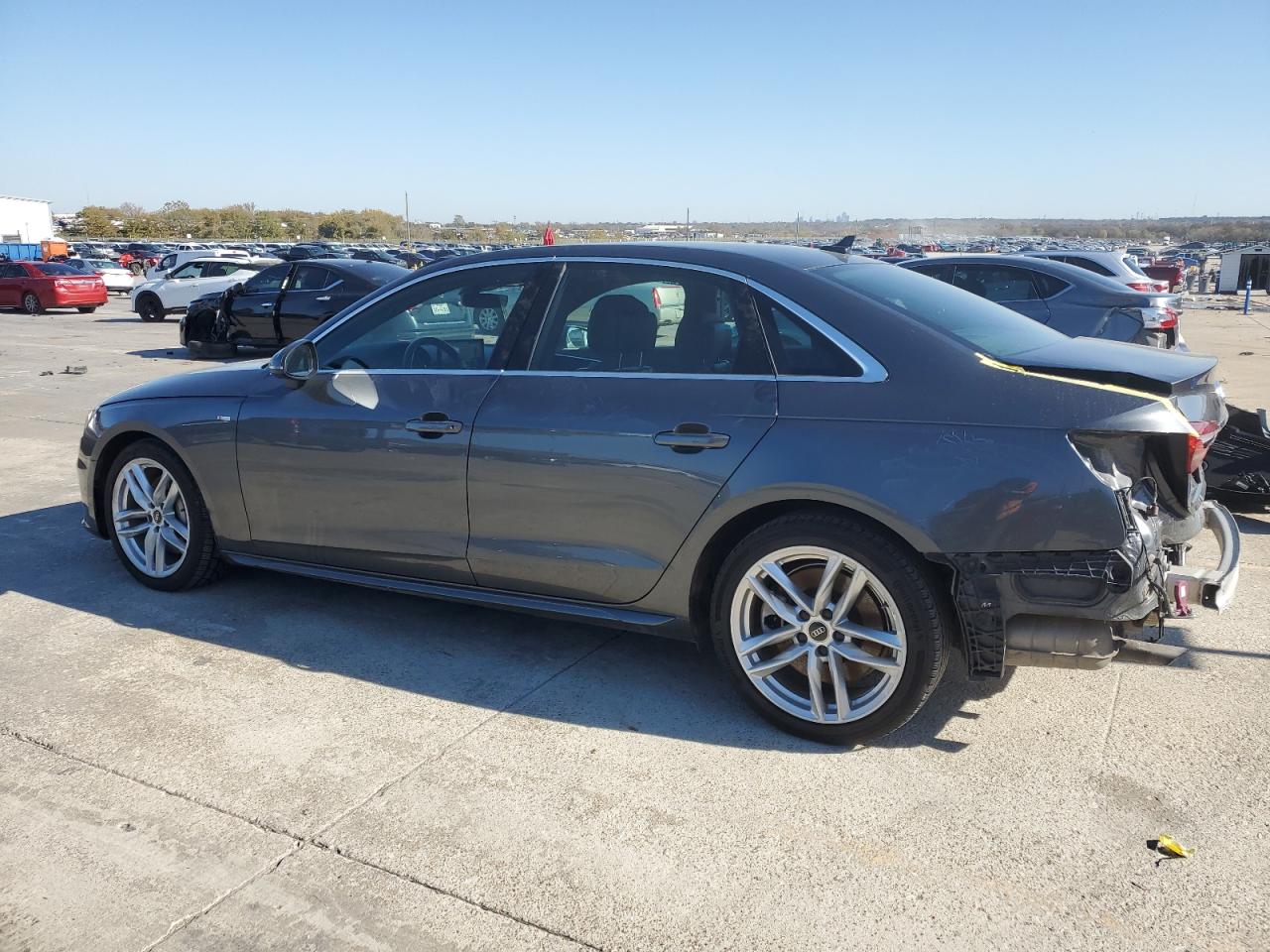 VIN WAUEAAF48NN015341 2022 AUDI A4 no.2