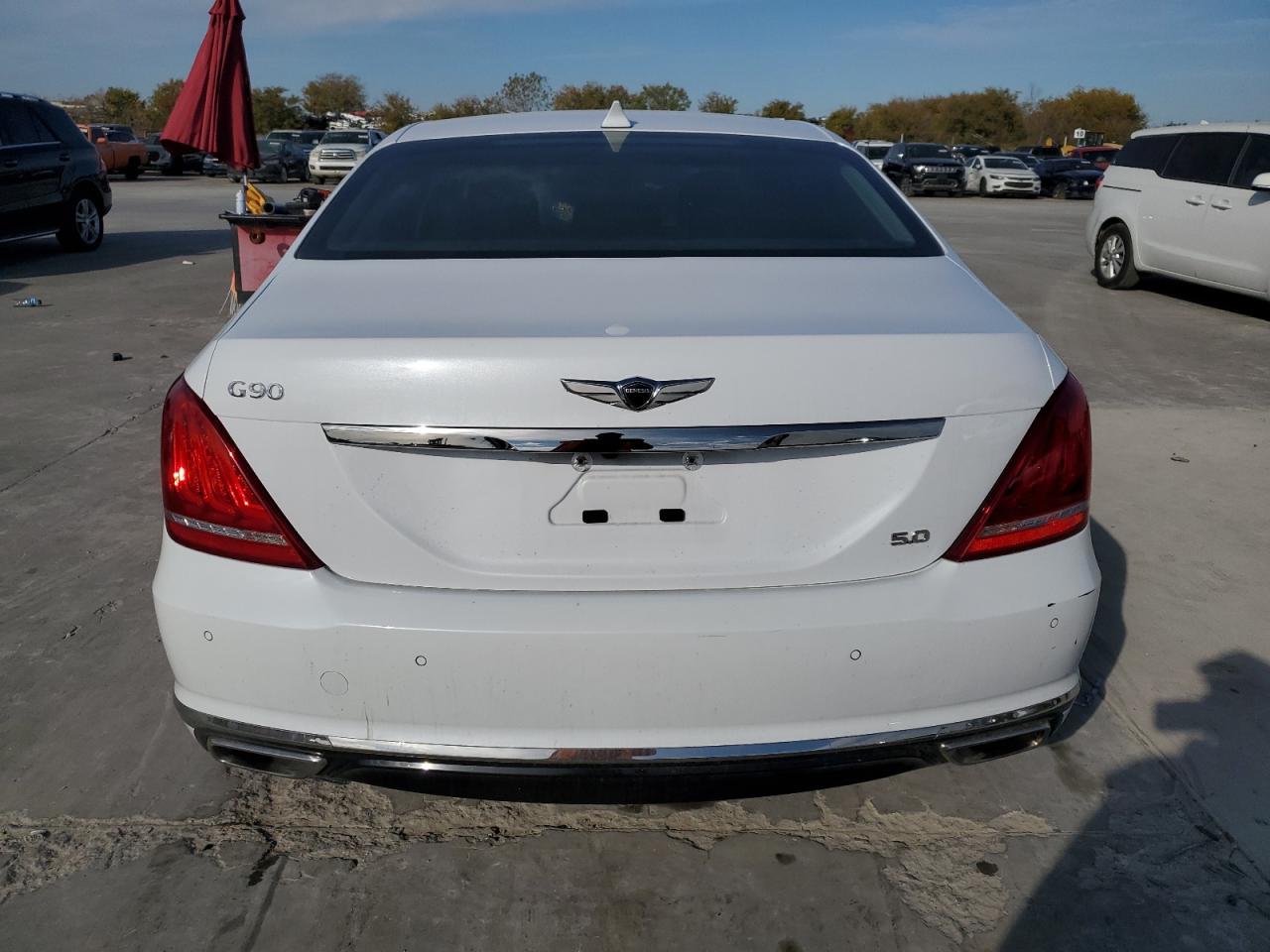 2019 Genesis G90 - Image 6