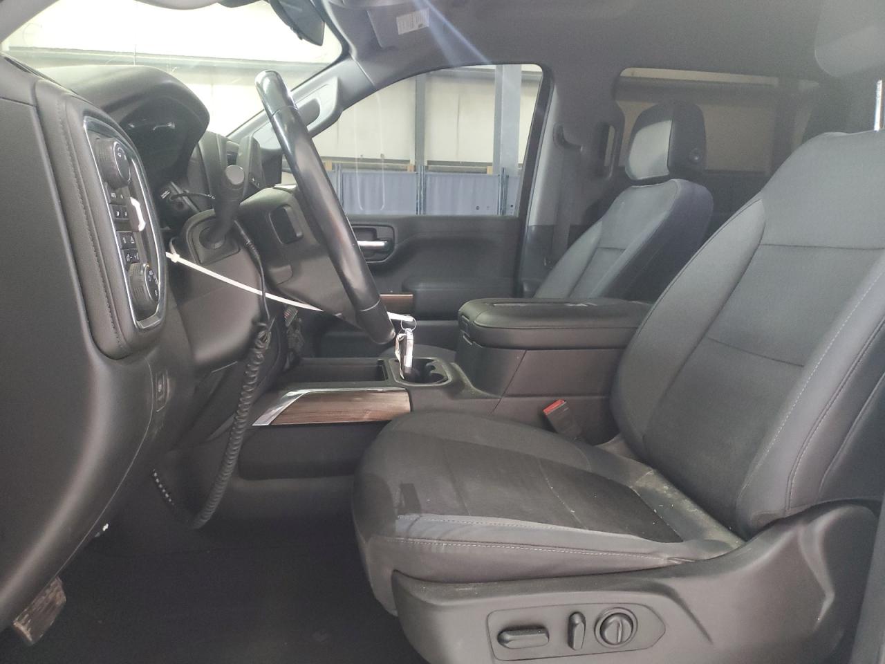 2019 Chevrolet Silverado - Image 7