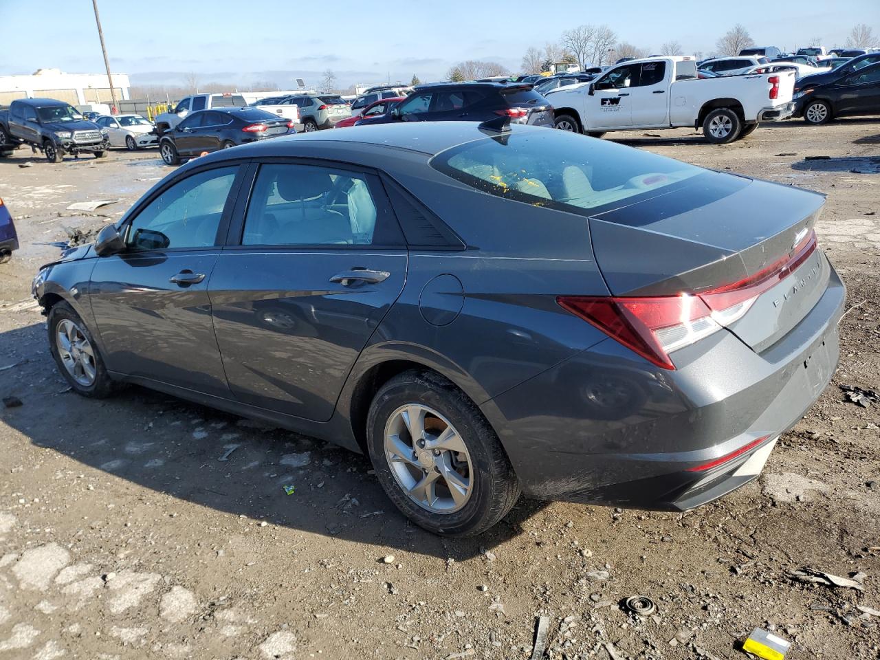2023 Hyundai Elantra - Image 2