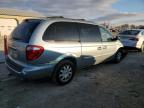 2006 Chrysler Town & Country Touring продається в Pekin, IL - Front End