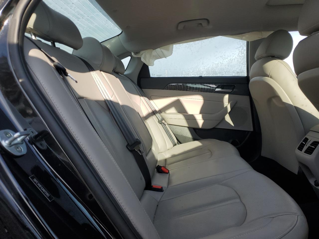 2018 Hyundai Sonata - Image 10