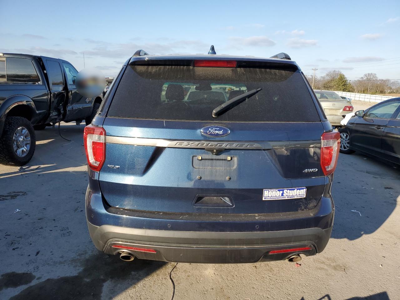 VIN 1FM5K8D82HGA06038 2017 FORD EXPLORER no.6