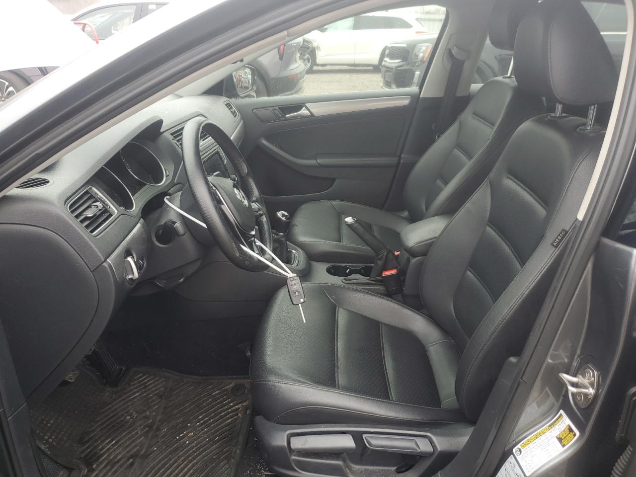 2018 Volkswagen Jetta - Image 7