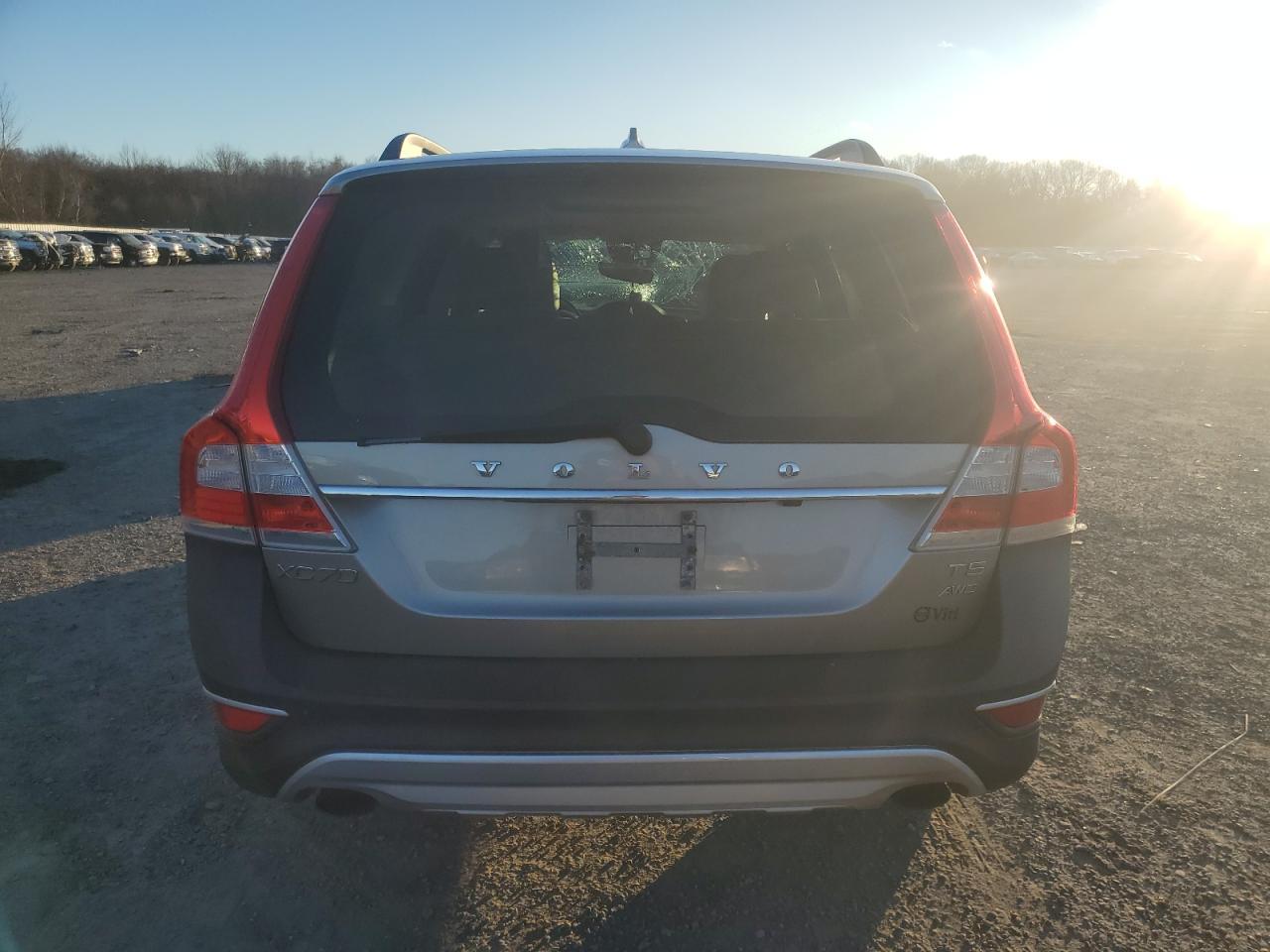 2016 Volvo XC70 - Image 6