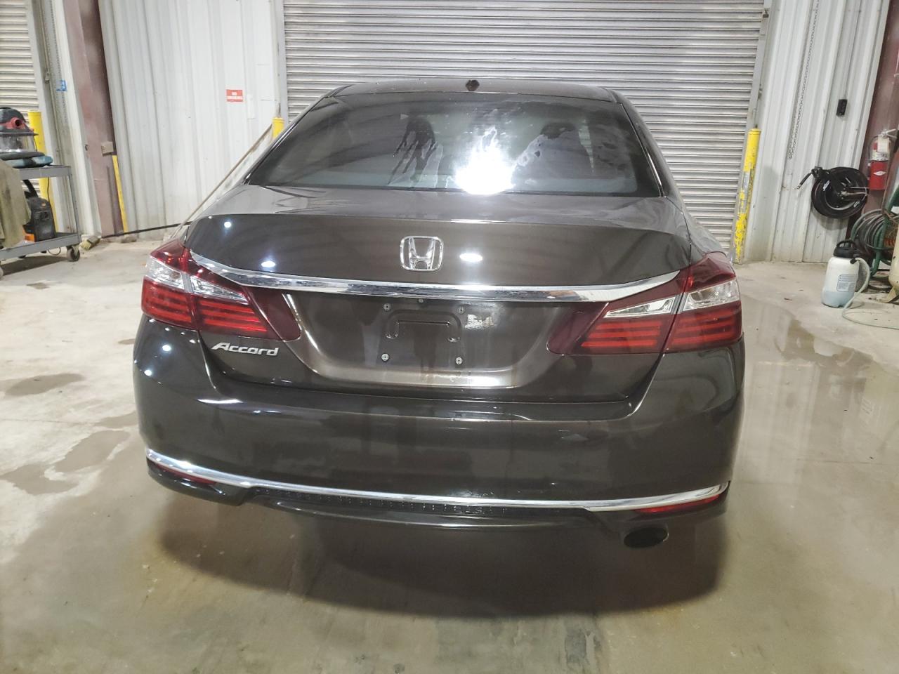 VIN 1HGCR2F84GA228519 2016 HONDA ACCORD no.6