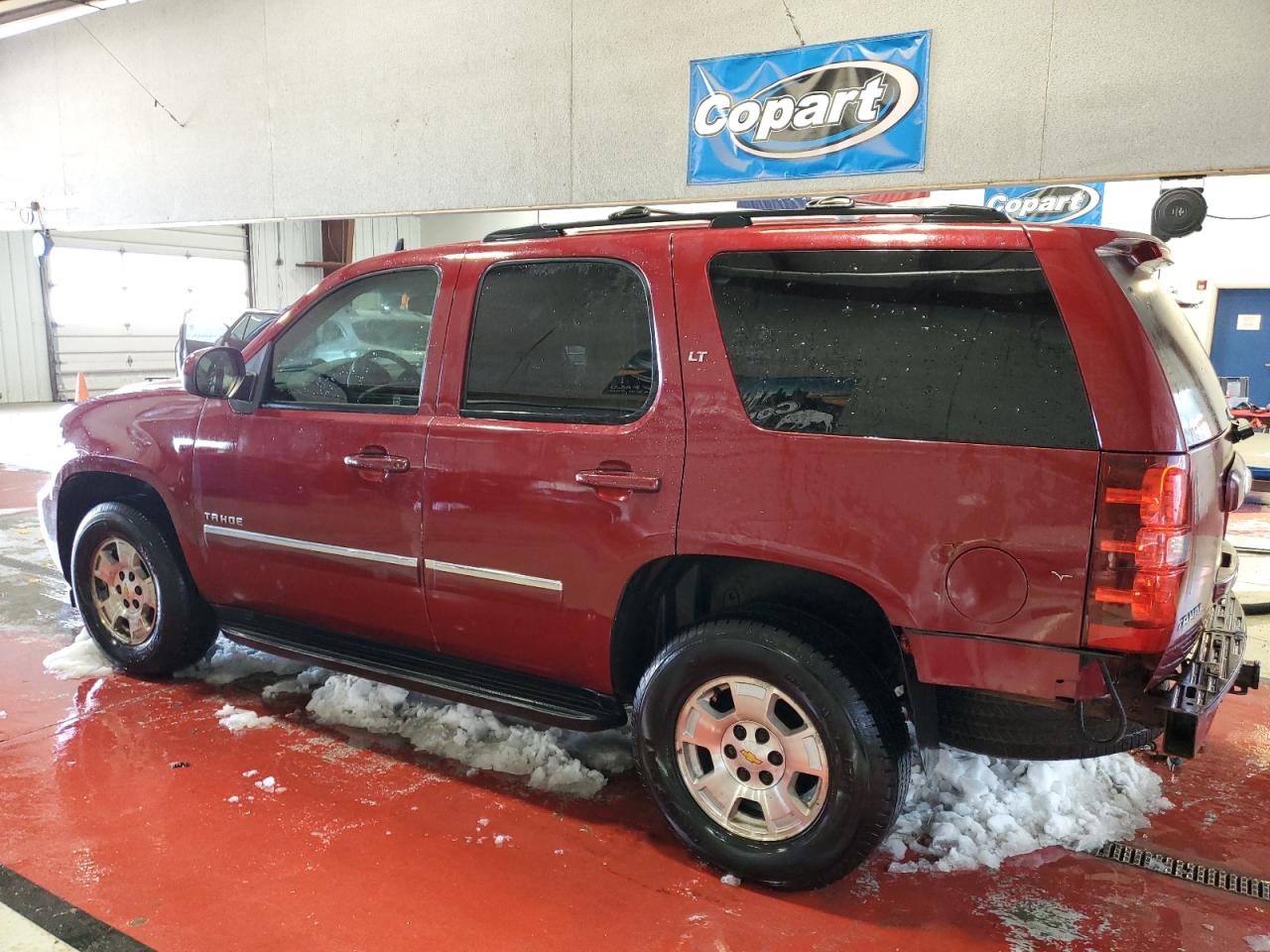2011 Chevrolet Tahoe - Image 2