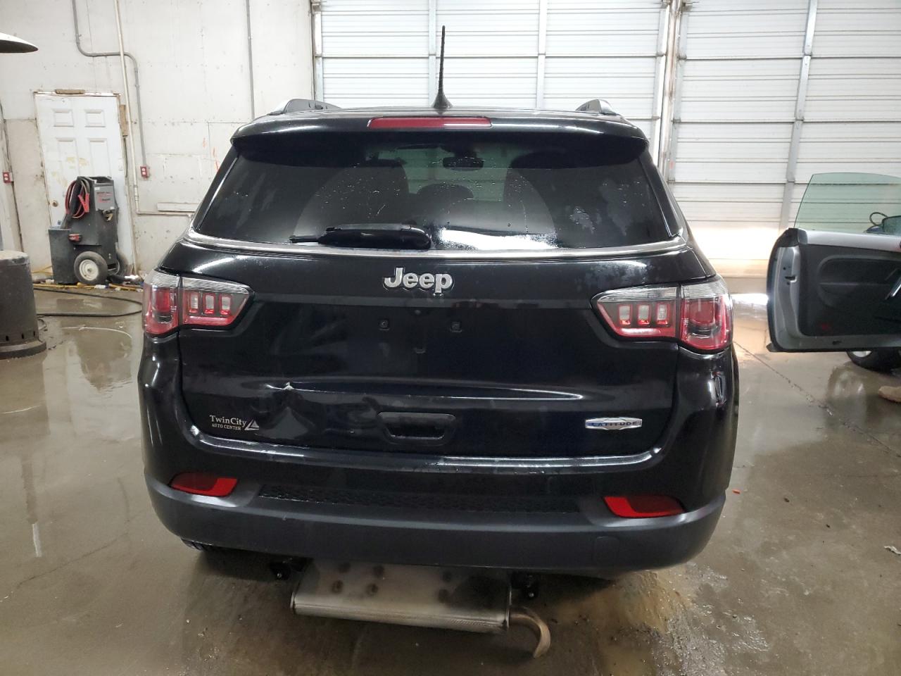 2019 Jeep Compass - Image 6