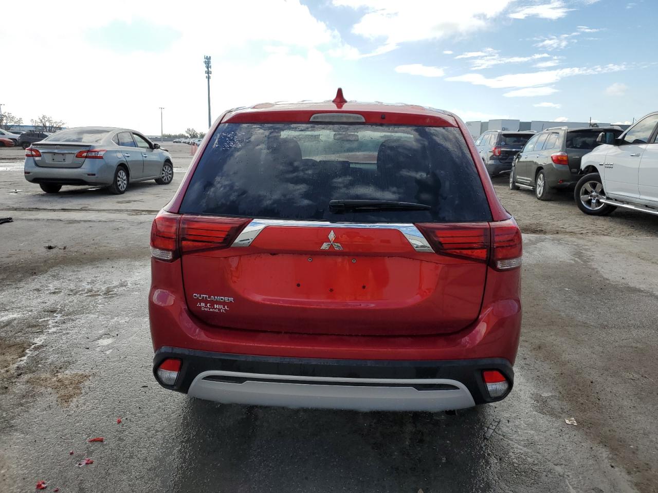 2020 Mitsubishi Outlander - Image 6