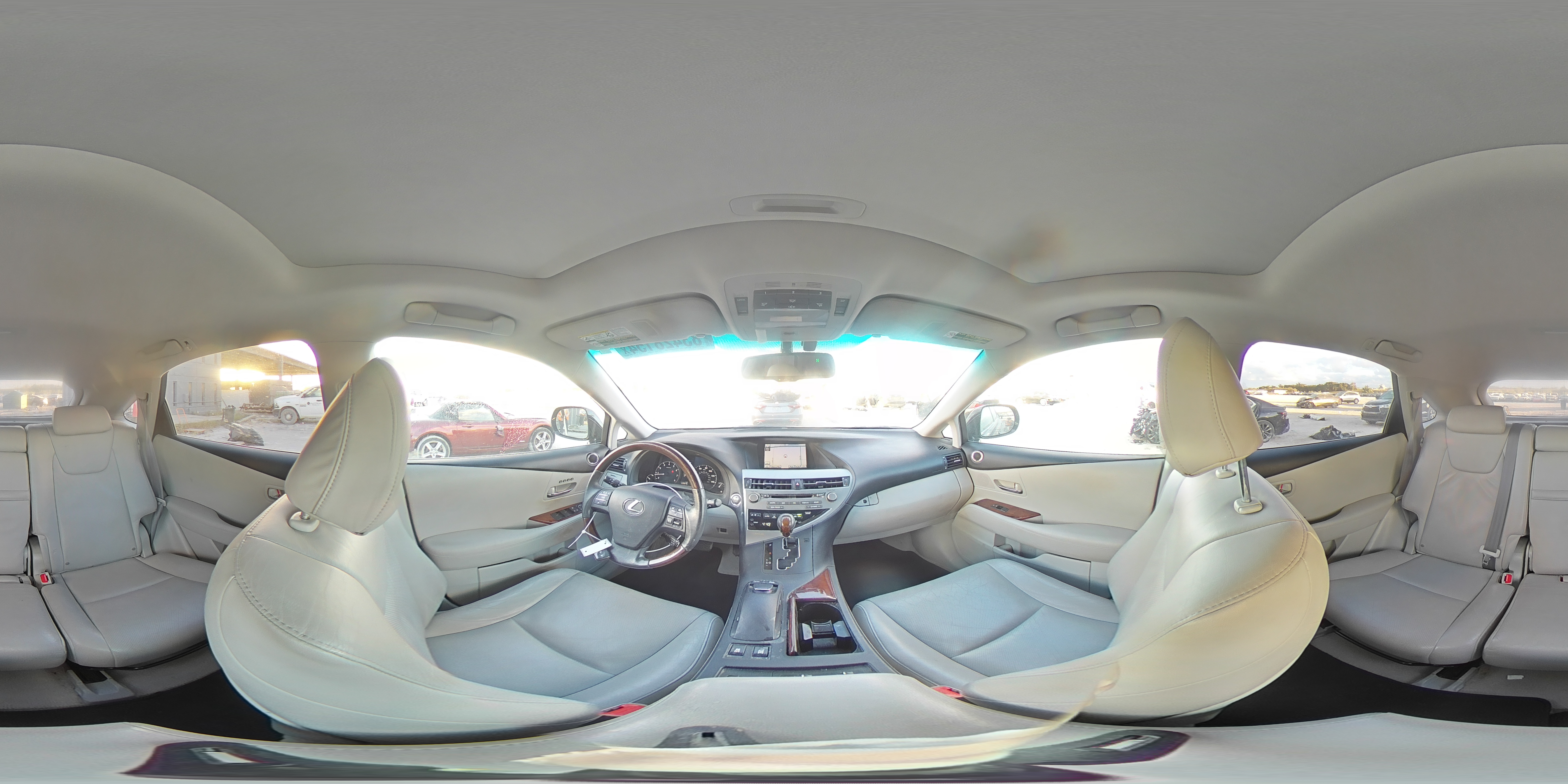 2010 Lexus RX - Image 14