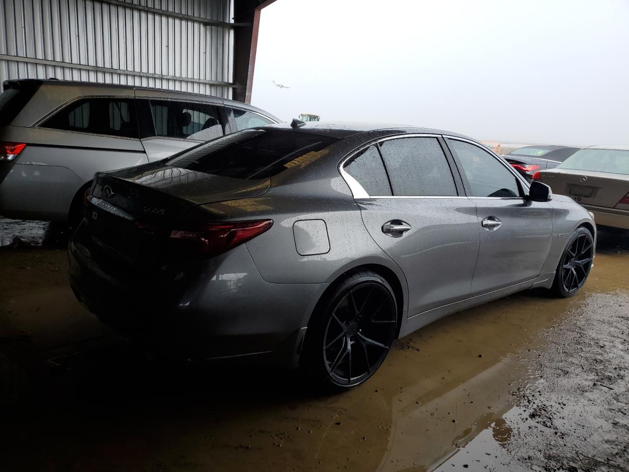 VIN JN1EV7AP1JM356952 2018 INFINITI Q50 no.3