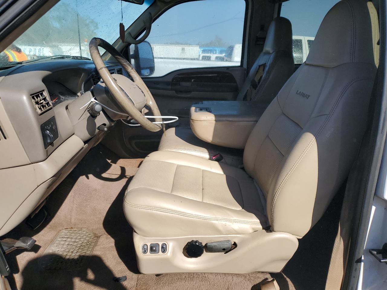 2001 Ford F350 - Image 7