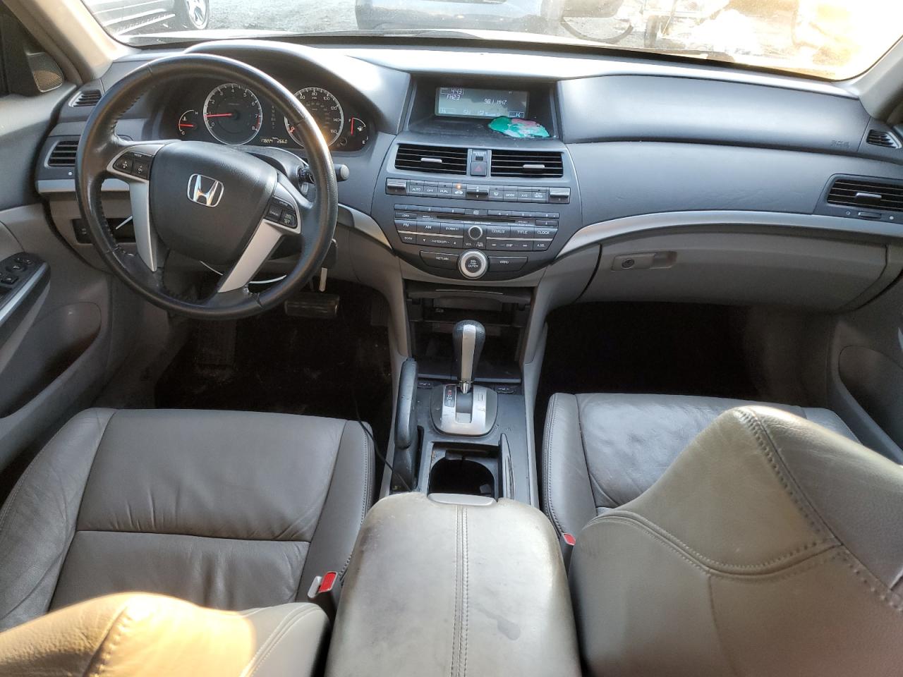 2009 Honda Accord - Image 8