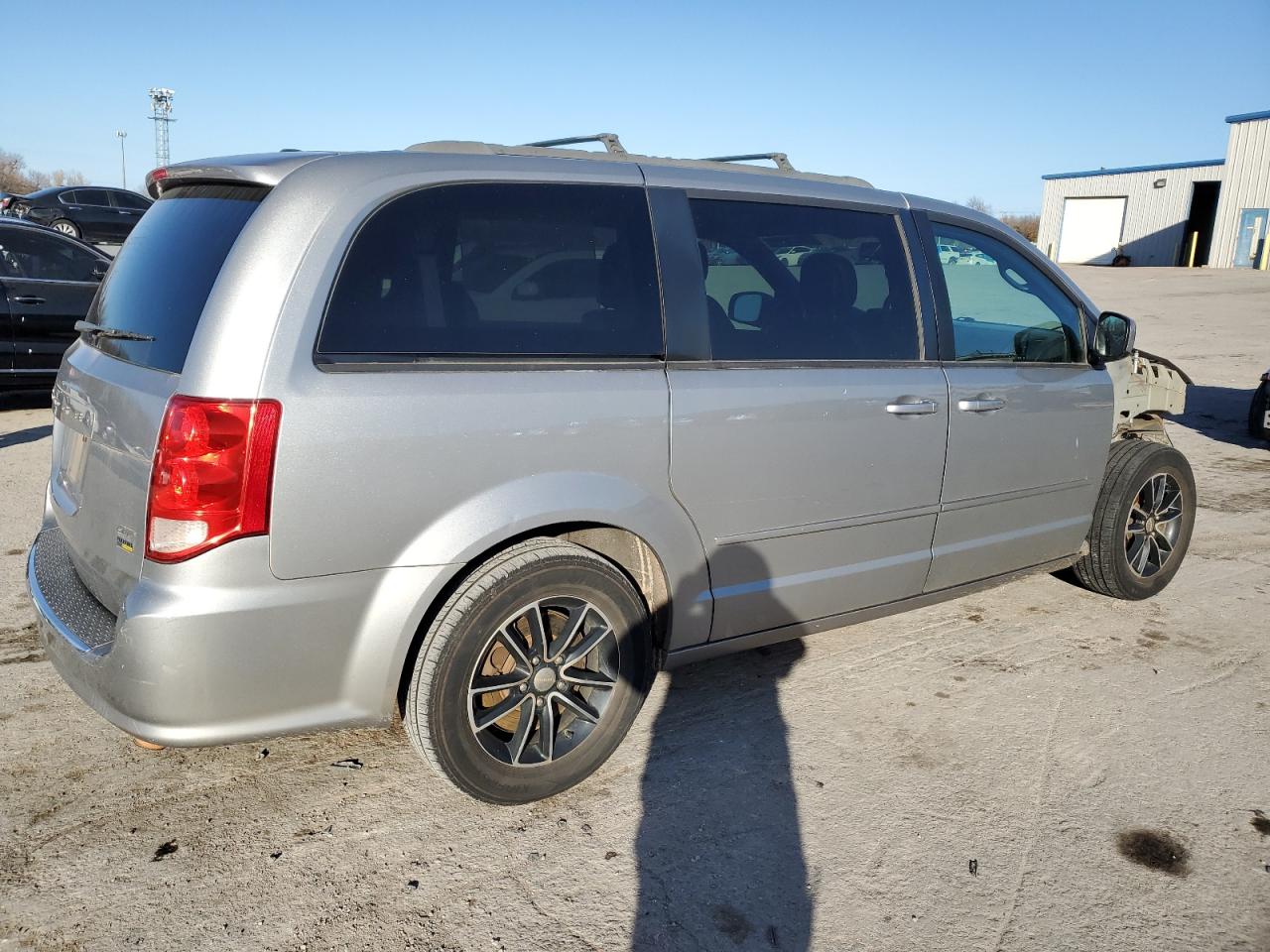 VIN 2C4RDGEG0HR674225 2017 DODGE CARAVAN no.3