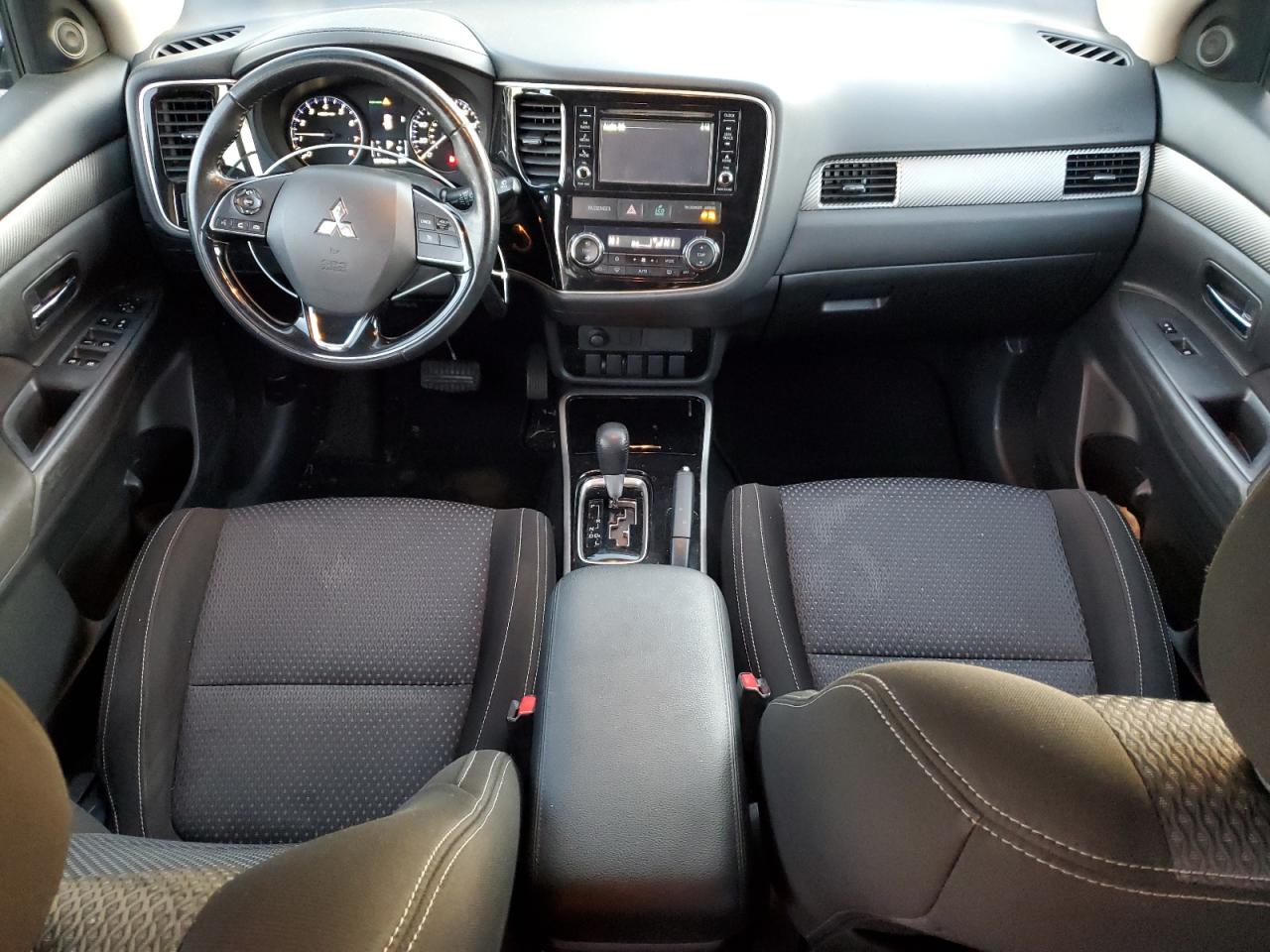 2017 Mitsubishi Outlander Es VIN: JA4AD2A30HZ051822 Lot: 85850924