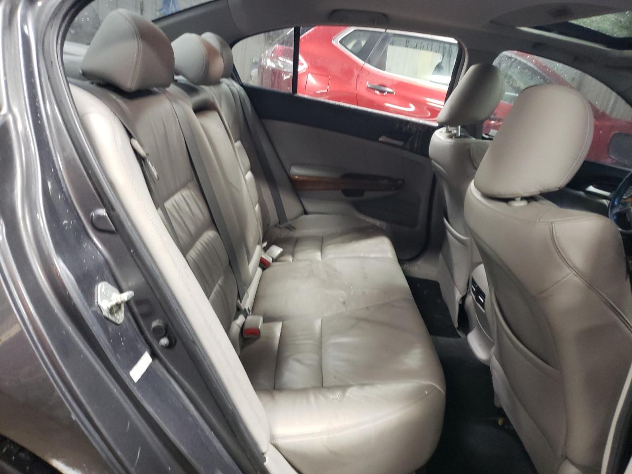 2011 Honda Accord - Image 10