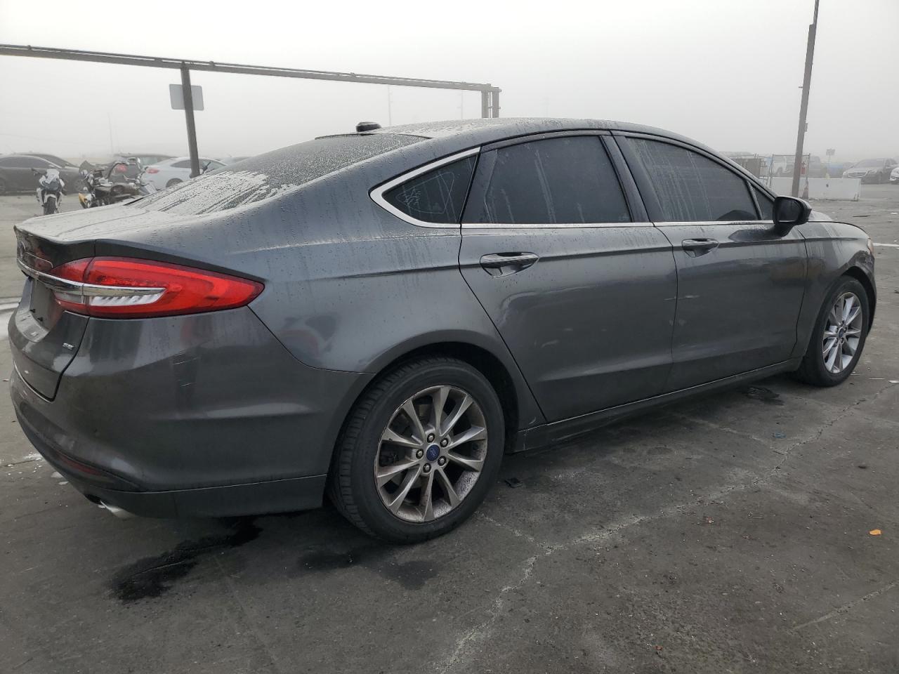 VIN 3FA6P0H77HR157808 2017 FORD FUSION no.3