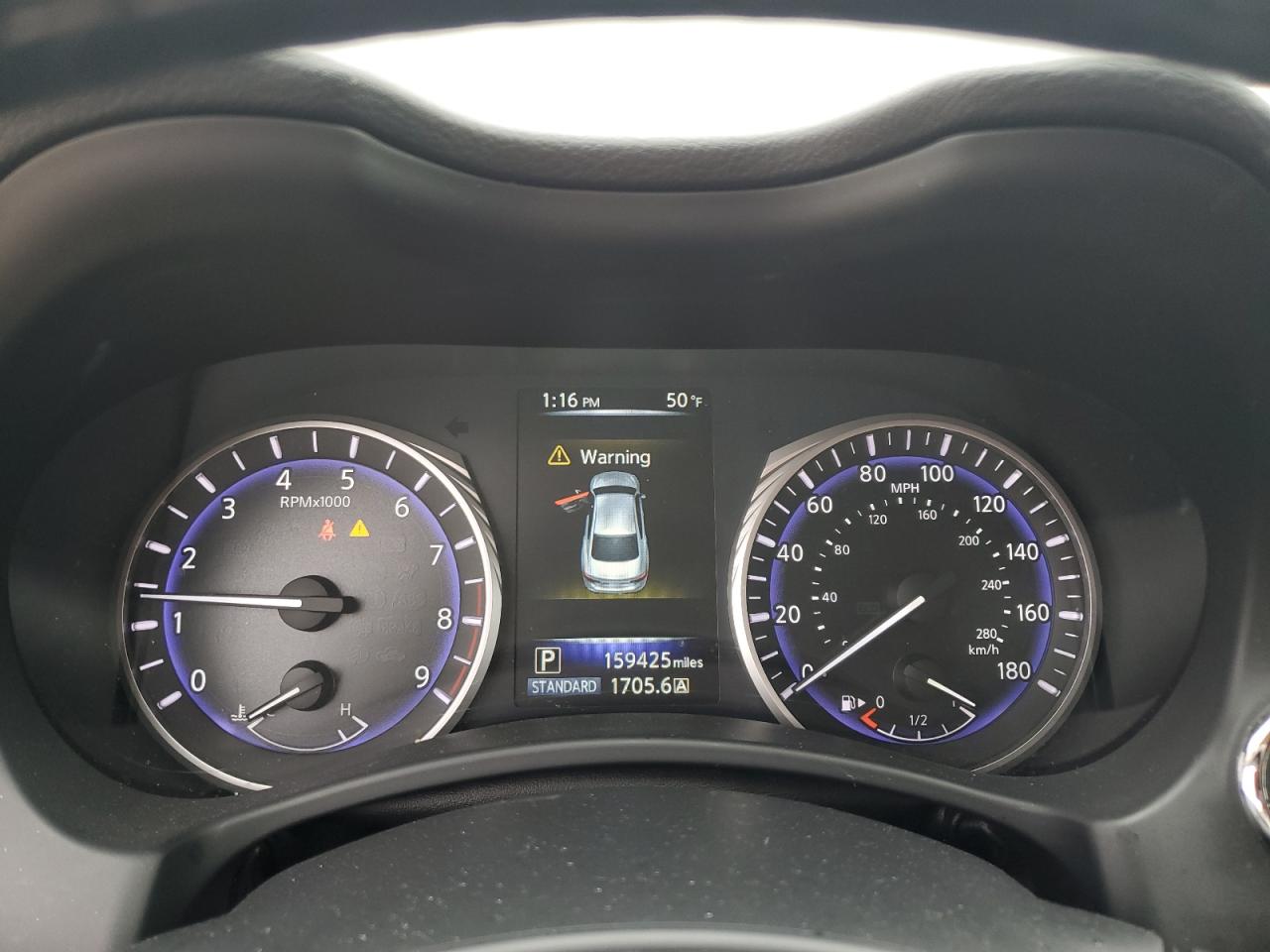 2015 Infiniti Q50 - Image 9