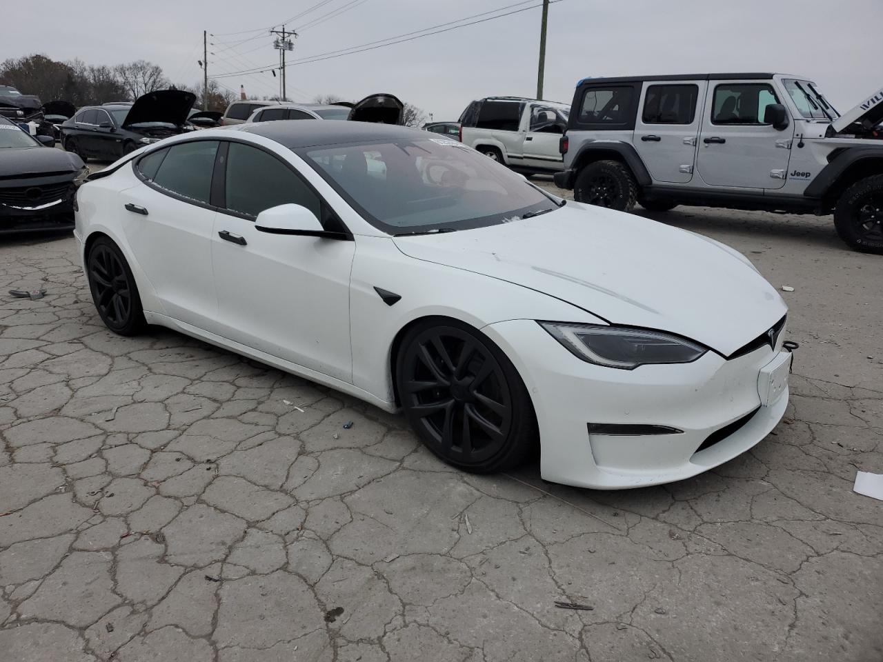 VIN 5YJSA1E57PF501141 2023 TESLA MODEL S no.4