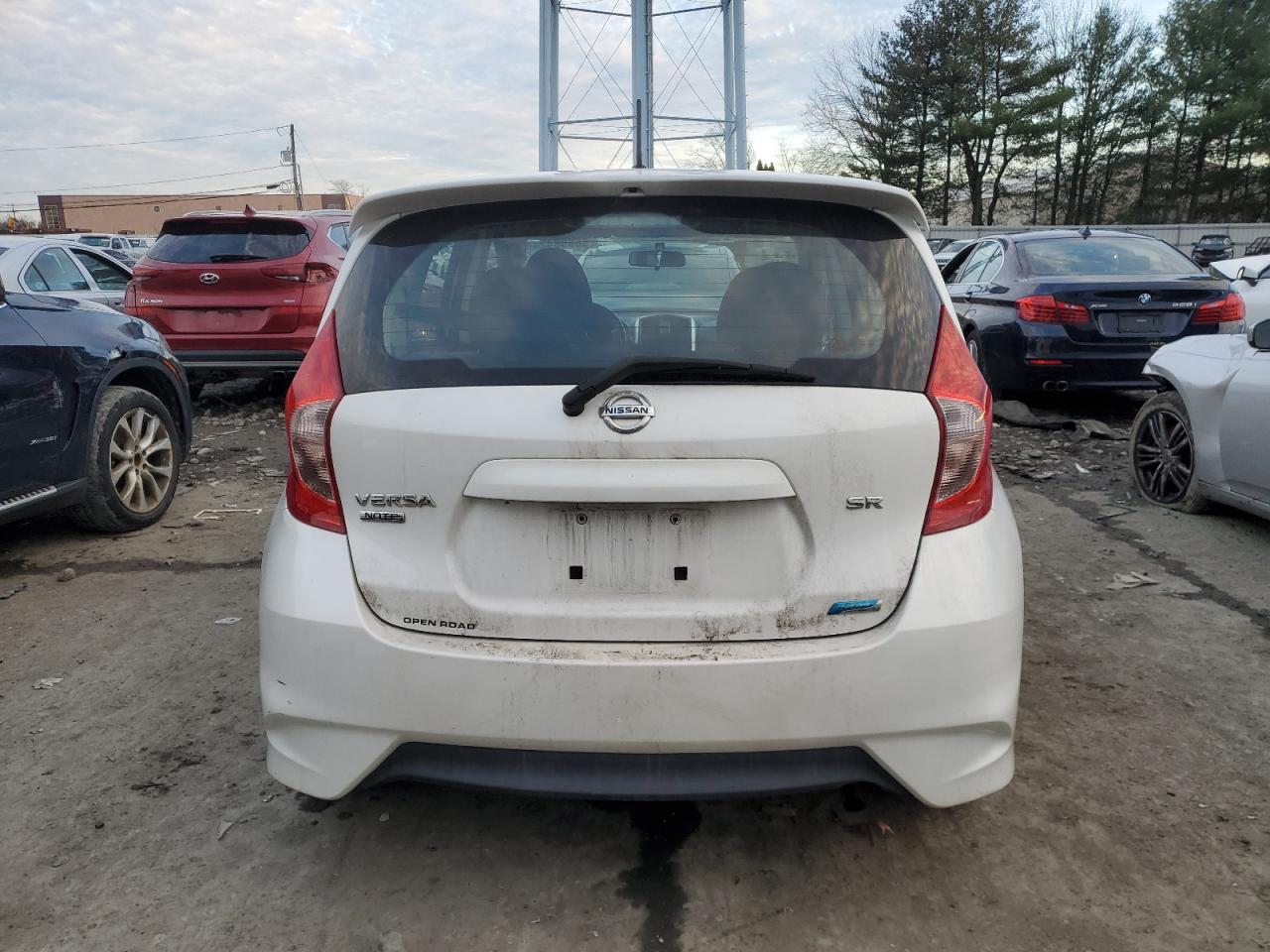 VIN 3N1CE2CP7FL364143 2015 NISSAN VERSA no.6