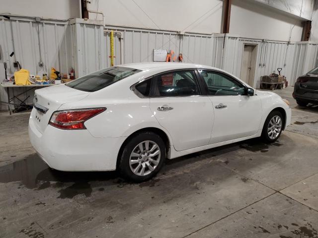 Sedans NISSAN ALTIMA 2015 White