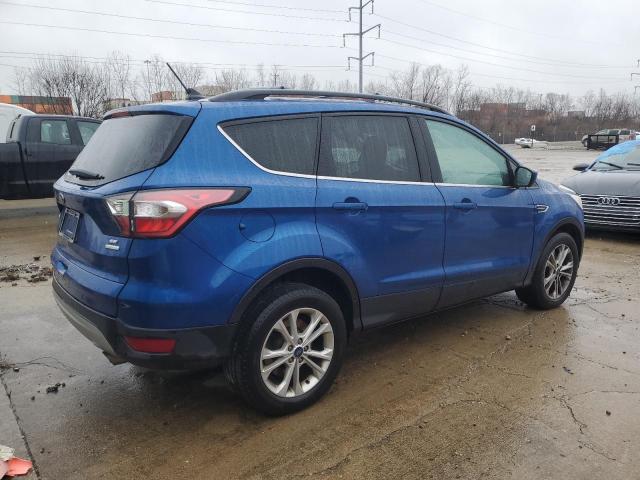  FORD ESCAPE 2018 Granatowy