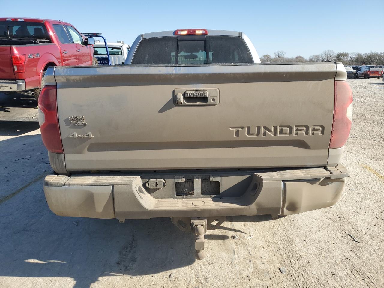 2014 Toyota Tundra - Image 6