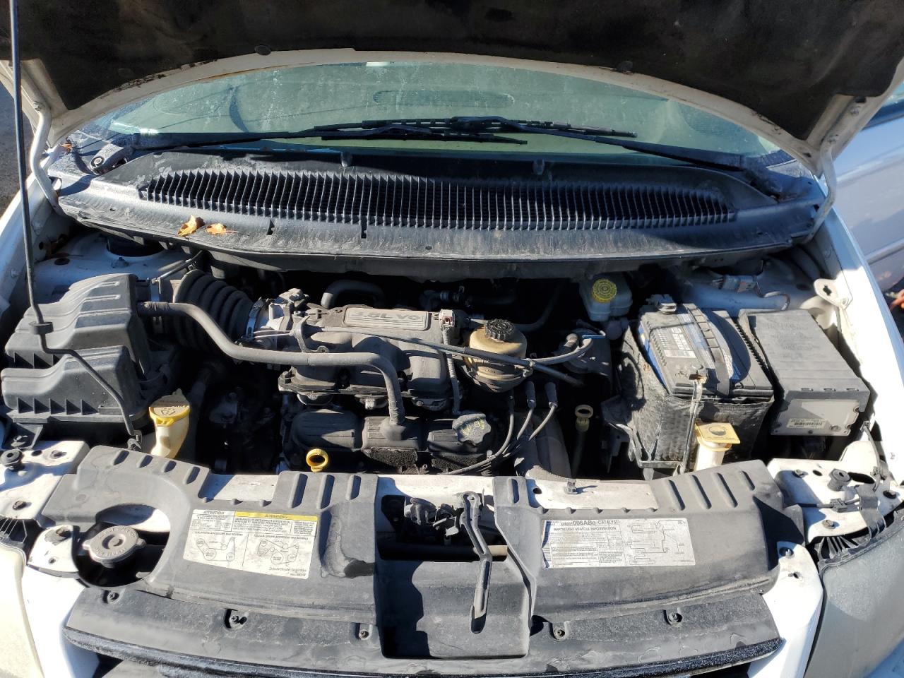 2005 Chrysler Town & Country Touring VIN: 2C4GP54LX5R196988 Lot: 87236994