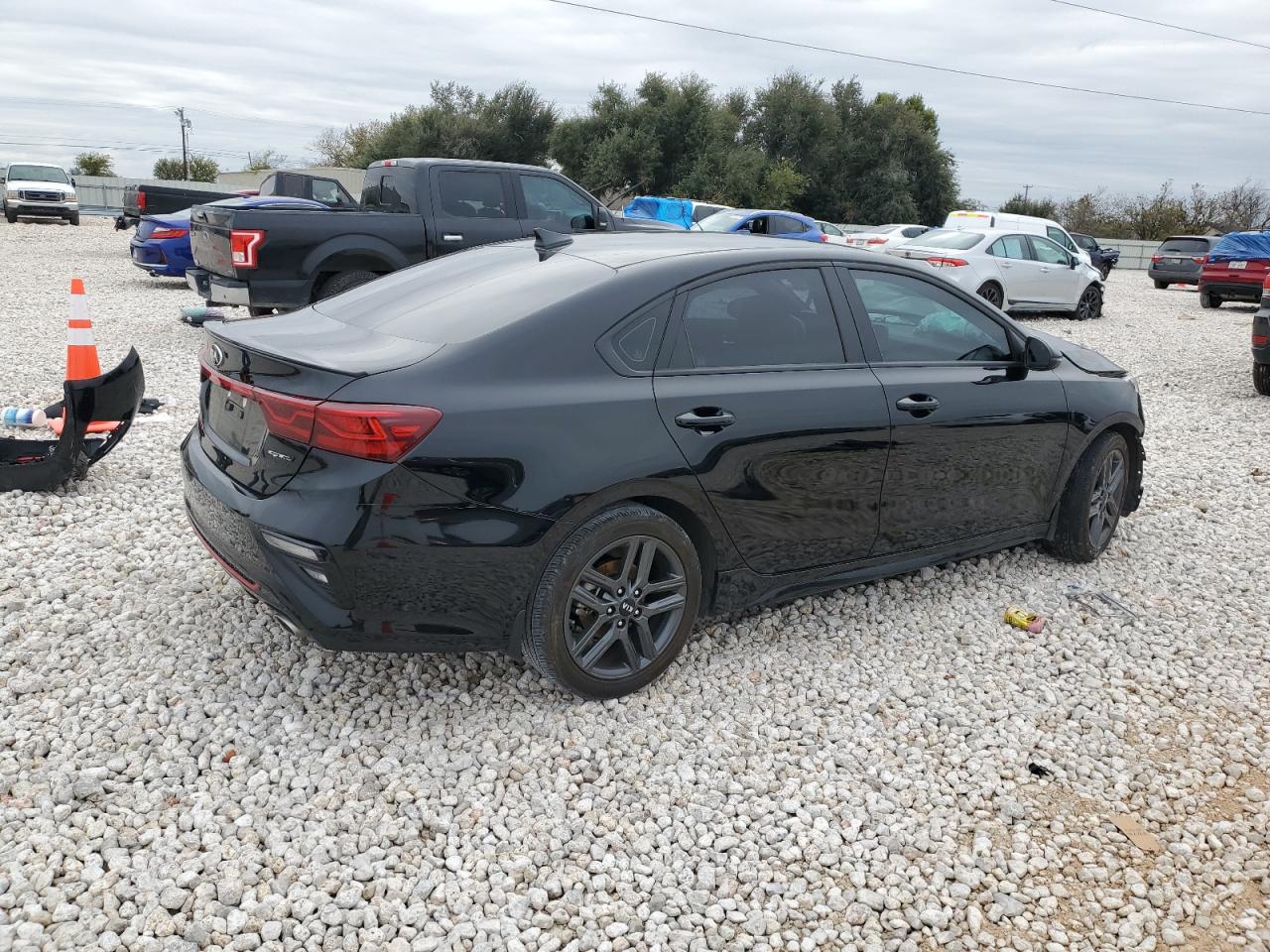 2021 Kia Forte - Image 3