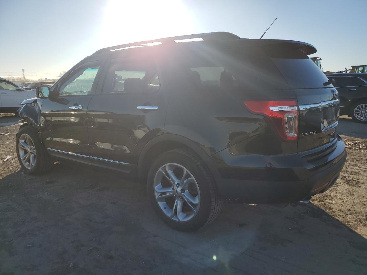 VIN 1FM5K8F89FGC07235 2015 FORD EXPLORER no.2