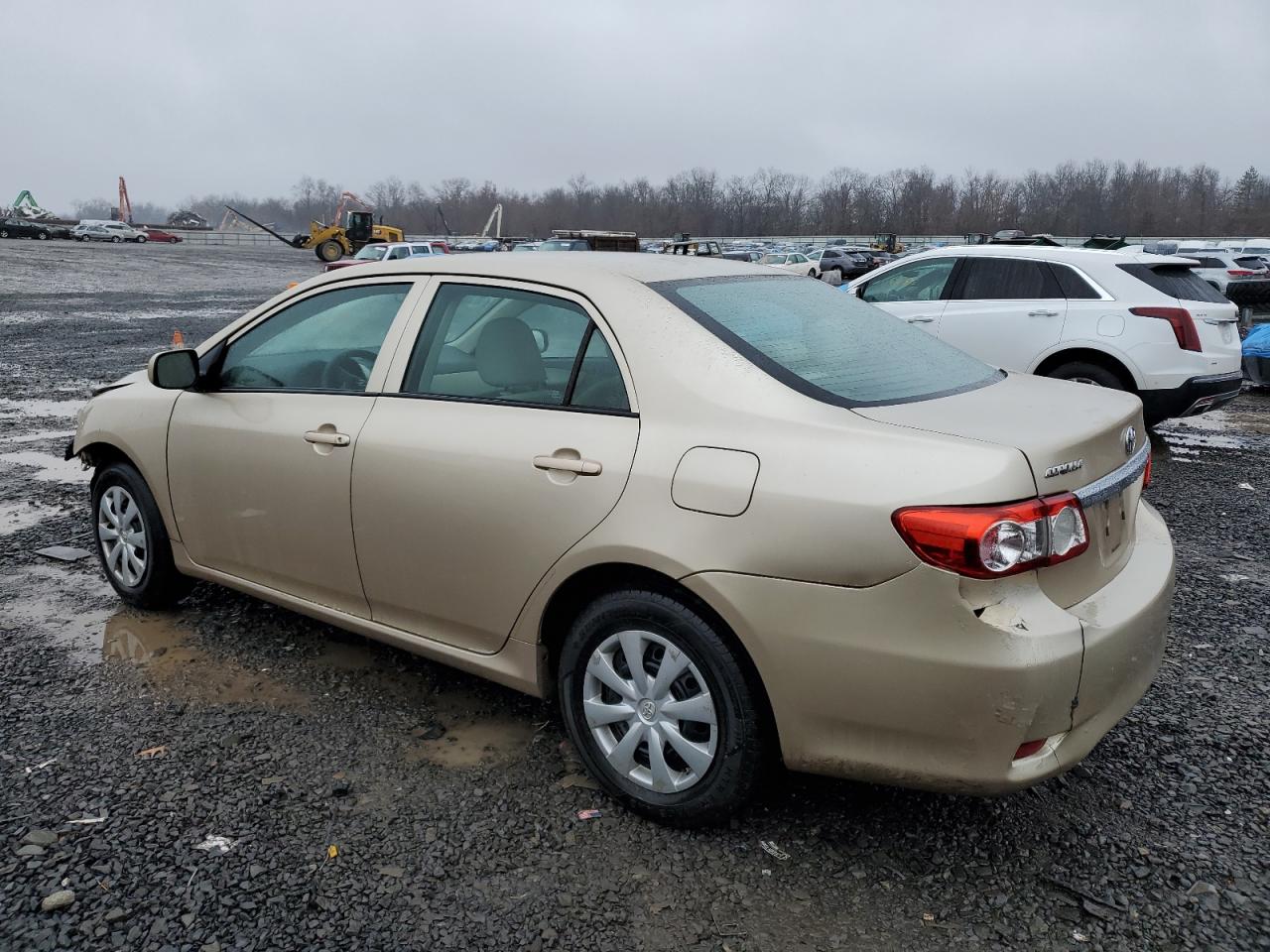 VIN 5YFBU4EEXDP216264 2013 TOYOTA COROLLA no.2