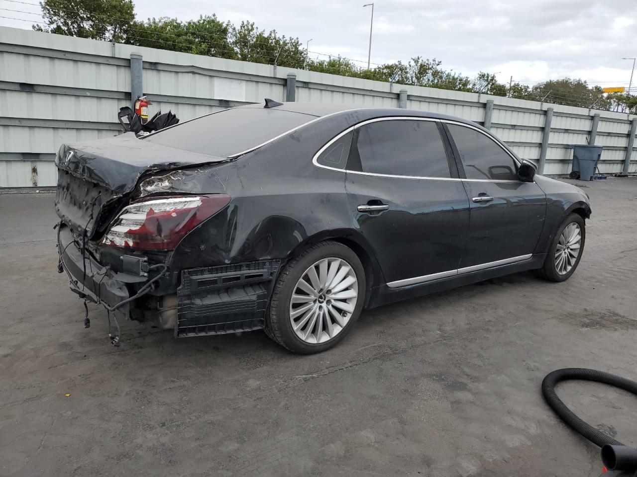 VIN KMHGH4JH6GU103098 2016 HYUNDAI EQUUS no.3