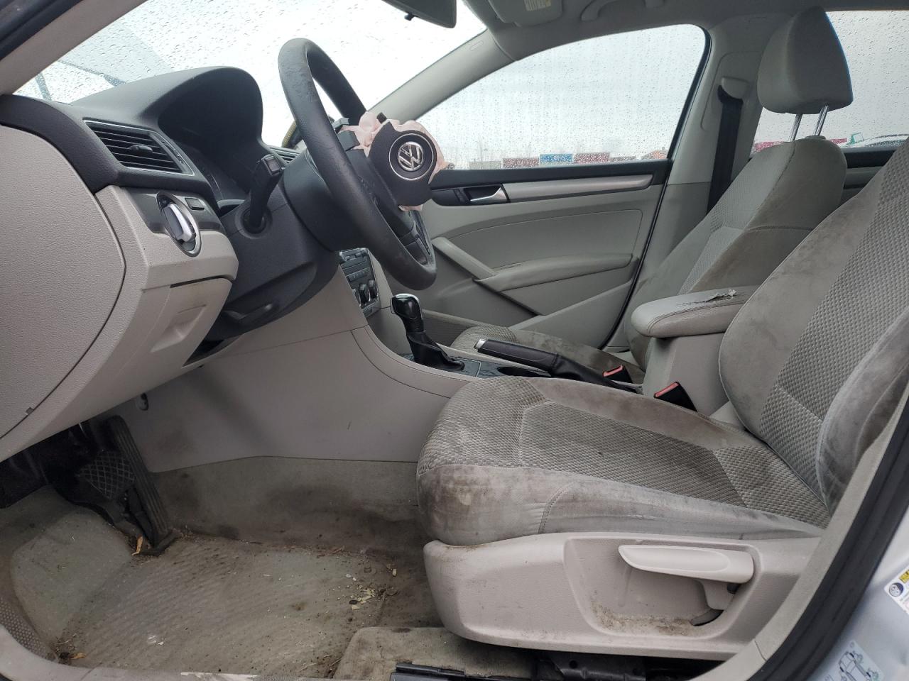 2013 Volkswagen Passat S VIN: 1VWAH7A35DC115340 Lot: 84463204