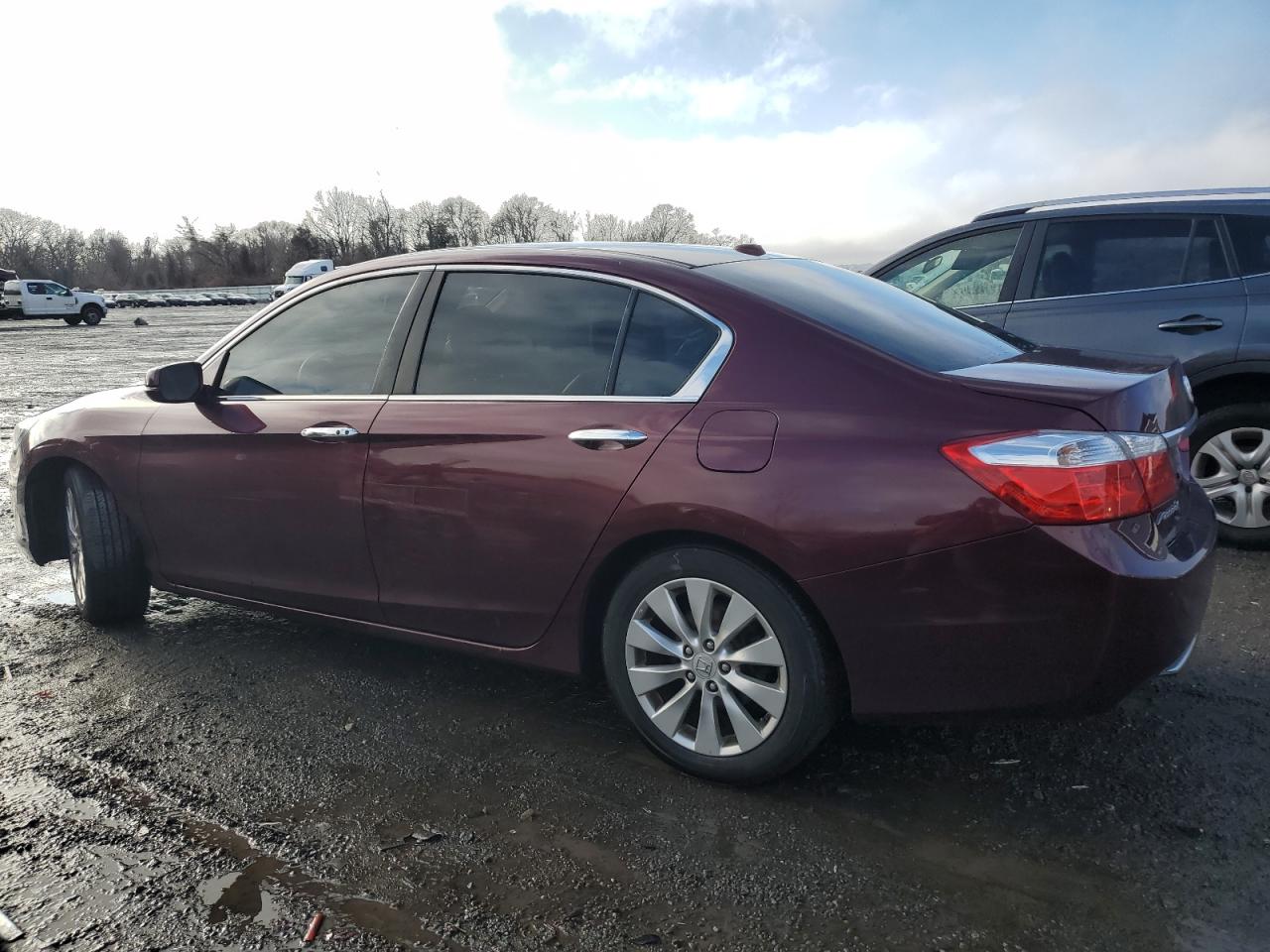 VIN 1HGCR2F80FA265369 2015 HONDA ACCORD no.2