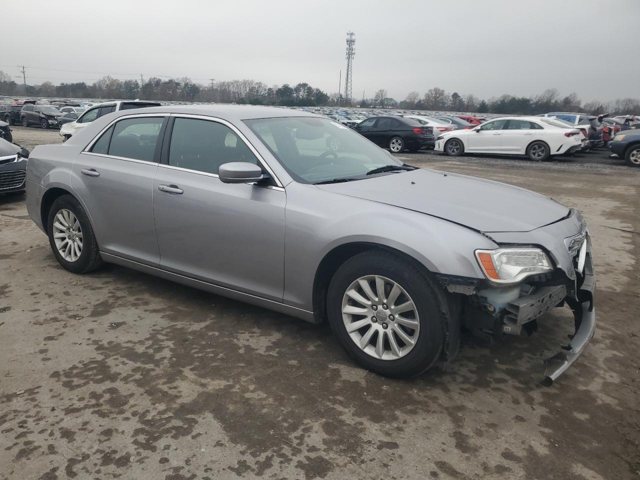 VIN 2C3CCAAG6EH244409 2014 CHRYSLER 300 no.4