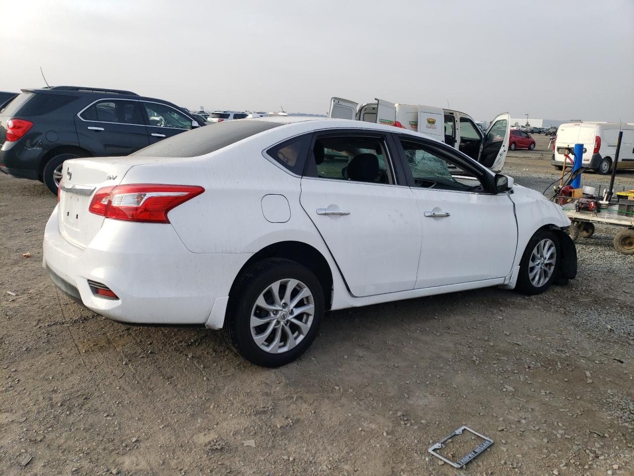 VIN 3N1AB7APXKY423831 2019 NISSAN SENTRA no.3