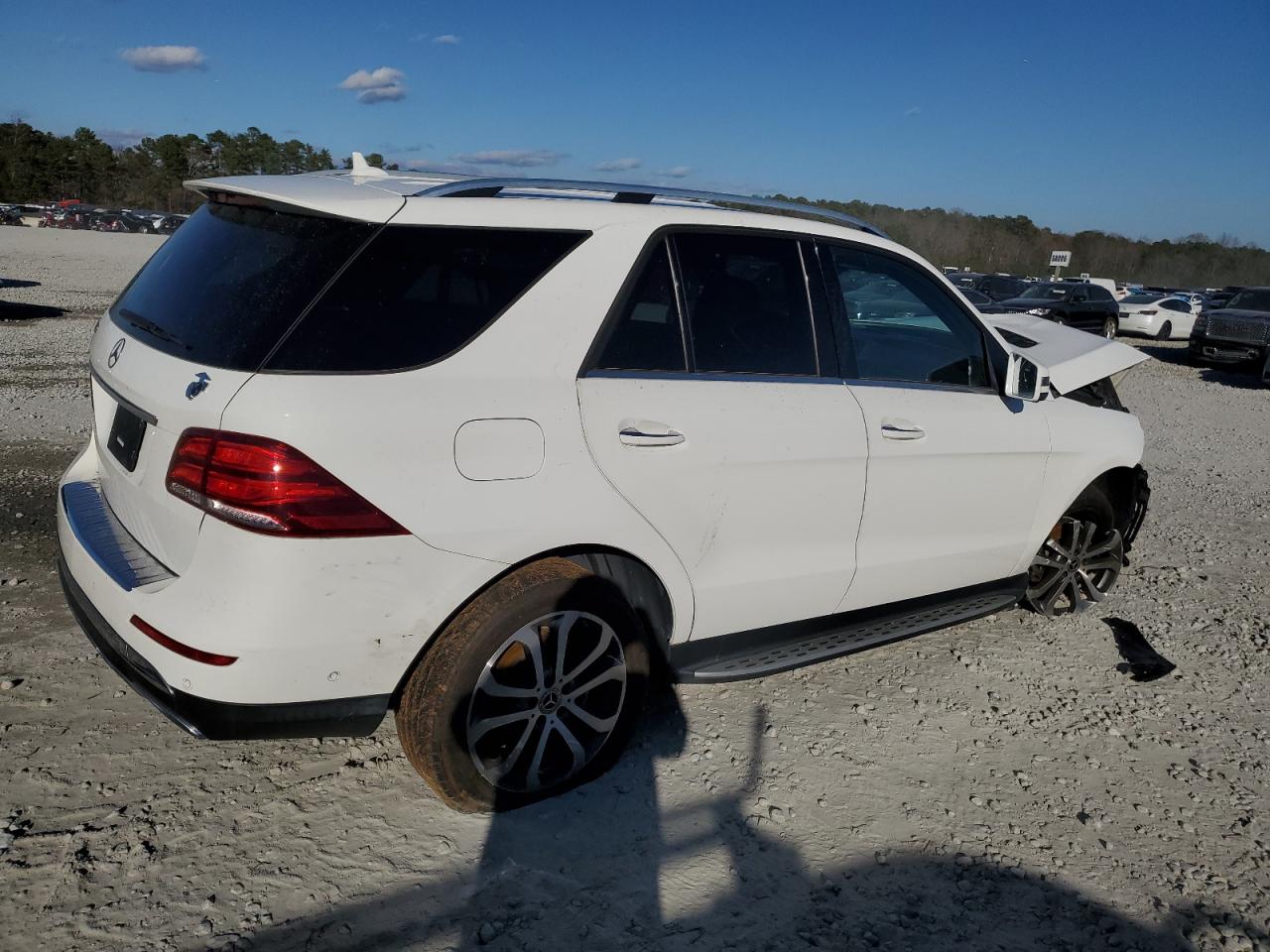 2018 Mercedes-Benz GLE - Image 3