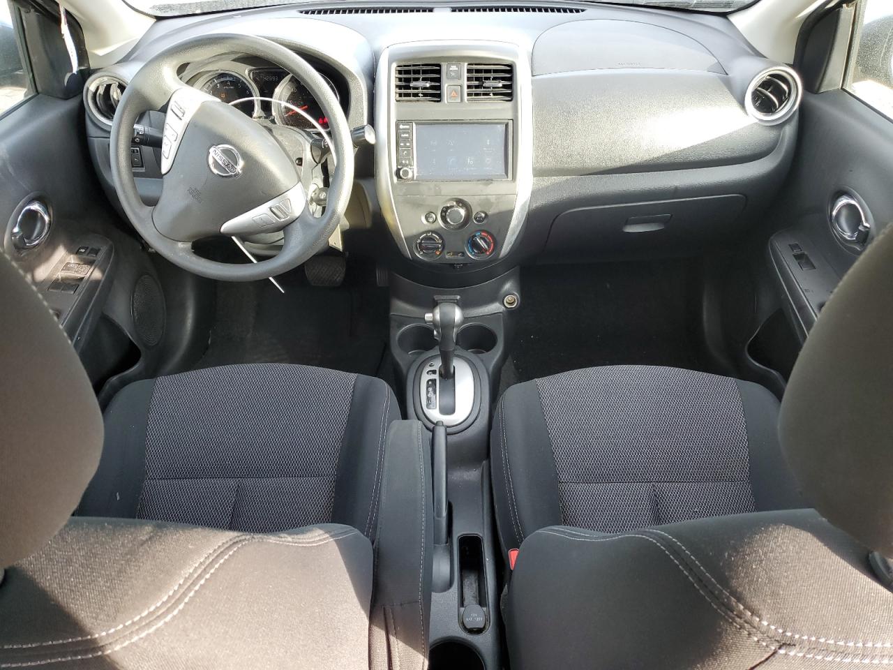 2019 Nissan Versa - Image 8
